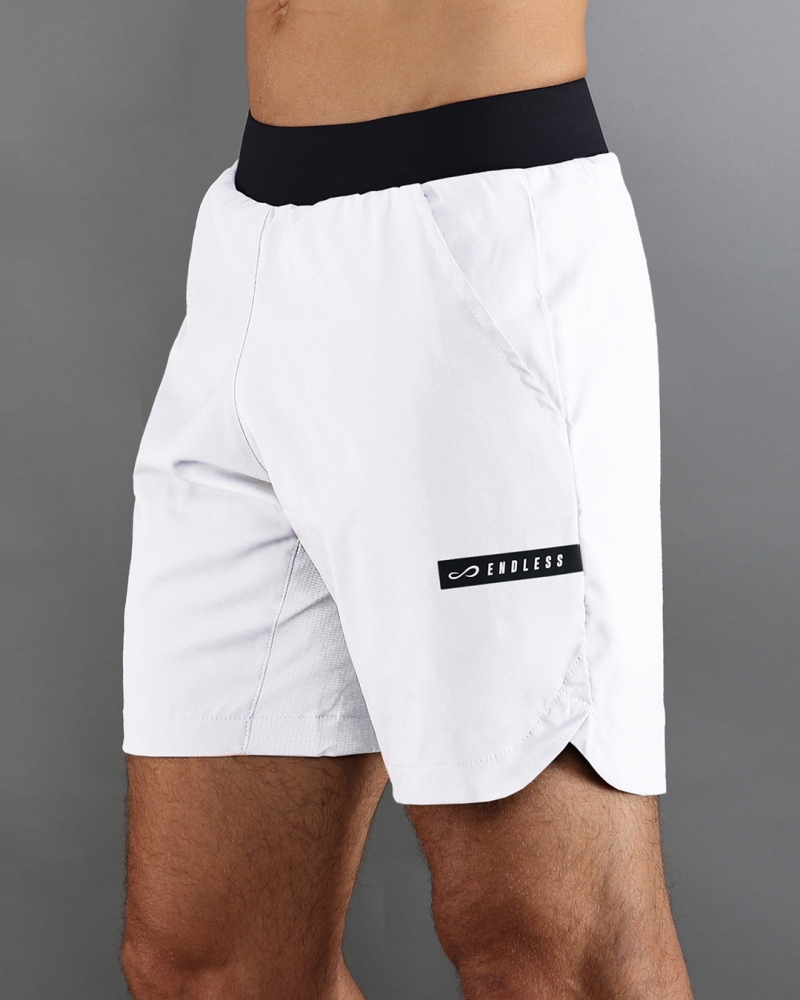 SHORT SWIFT WHITE