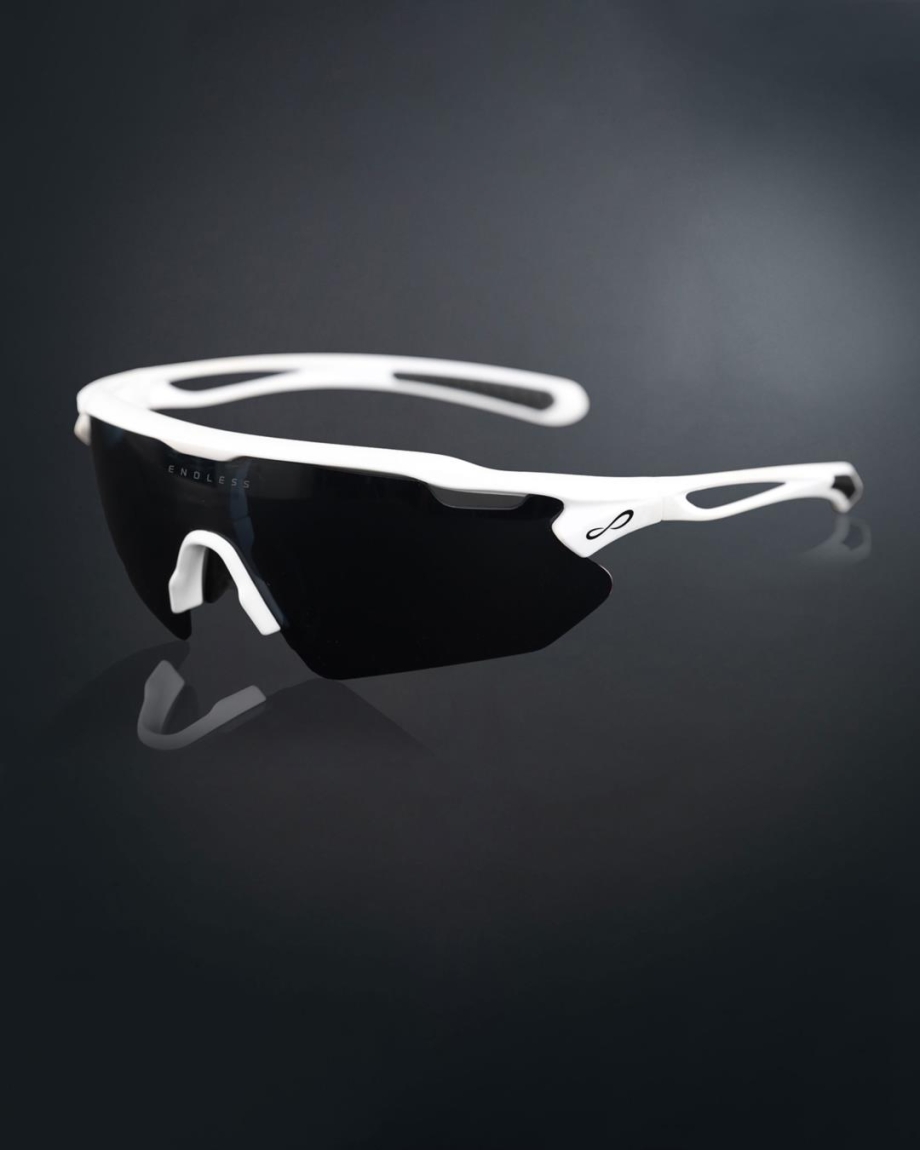 ULLERES SHELTER PRO WHITE BLACK