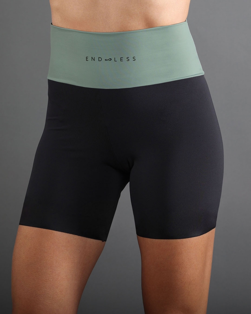PANTALONCINO ASH II BLACK...
