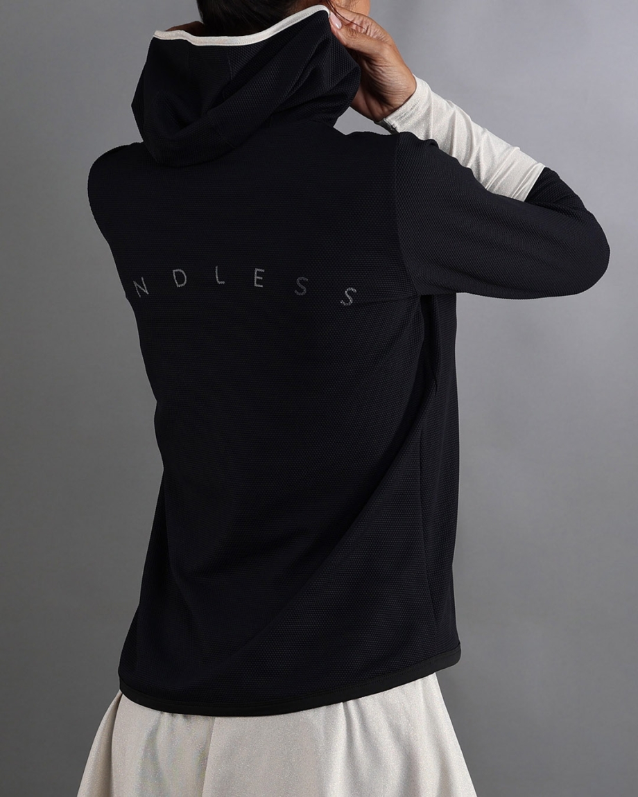 SUDADERA BREATH LINE BLACK GOLDEN