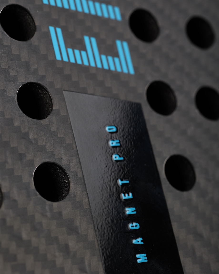 RACKET MAGNET PRO BLACK BLUE