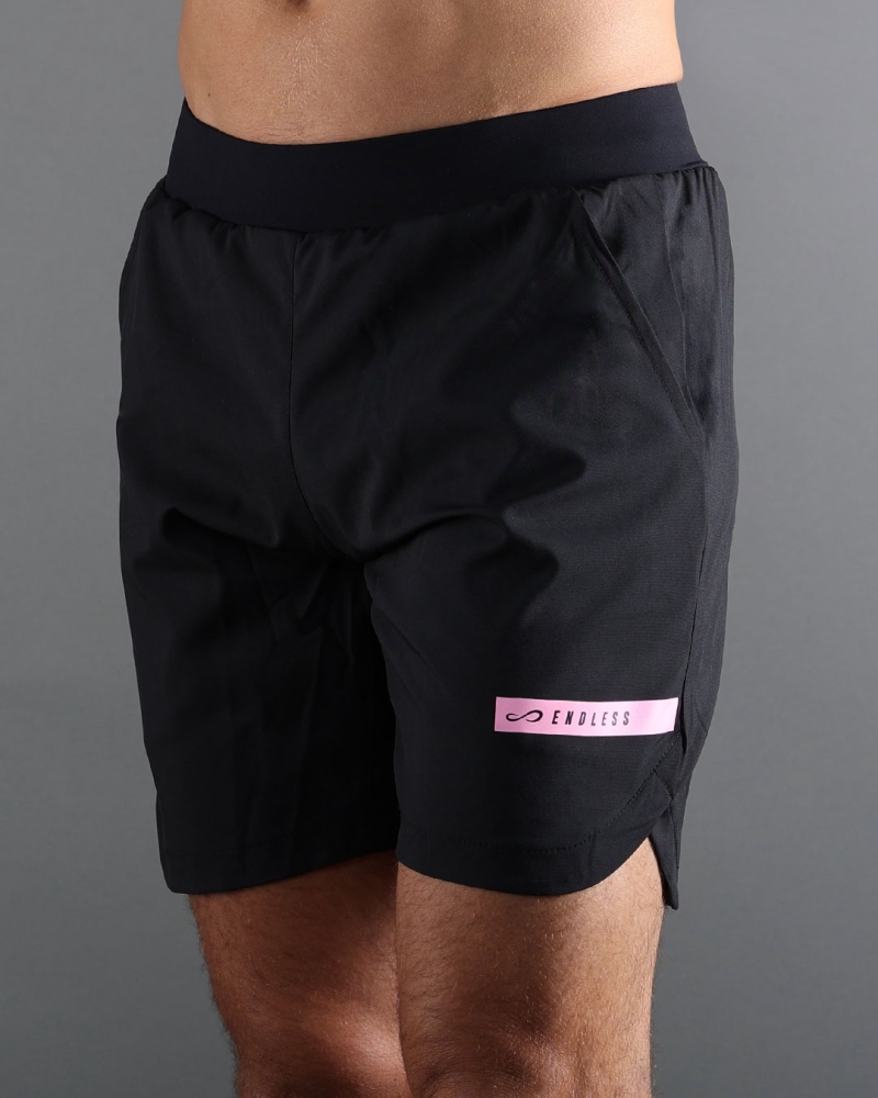 SHORT SWIFT BLACK PINK